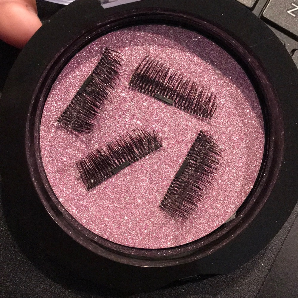 Magnetic eyelashes